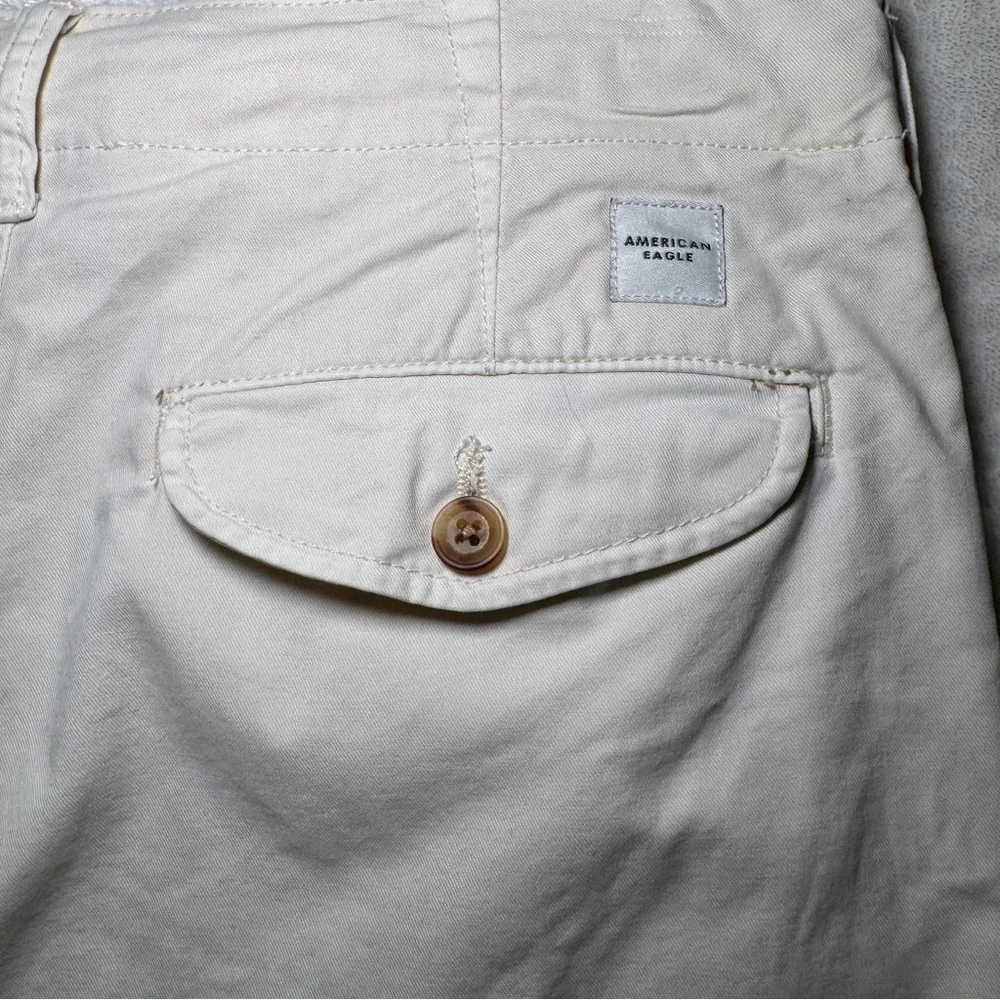 American Eagle Outfitters Khaki Shorts Size 29